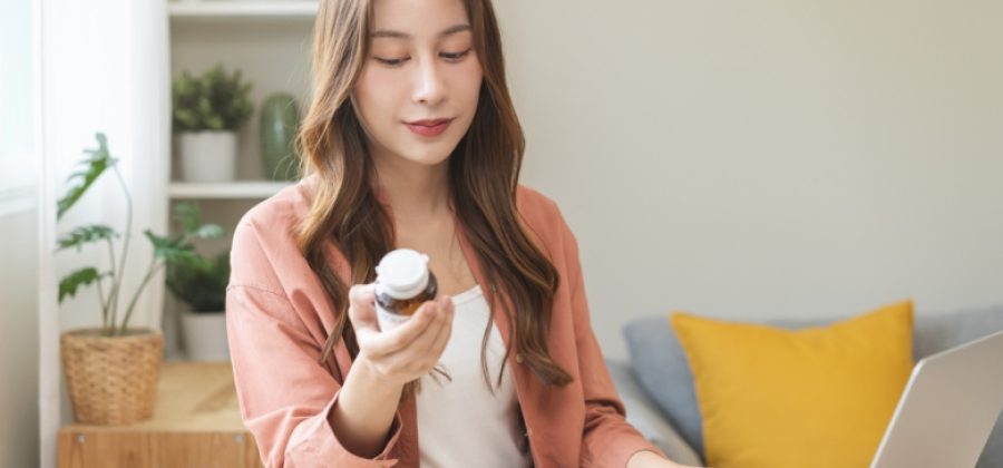 Лекарства взрослым не игрушка: предостережение от терапевта по самолечению