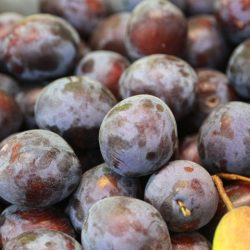 Назван фрукт, который помогает облегчить воспаление кишечника