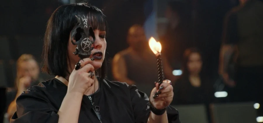 «Новая битва экстрасенсов»: дочь Борисовой поругалась с магом, ИИ совершил ошибку