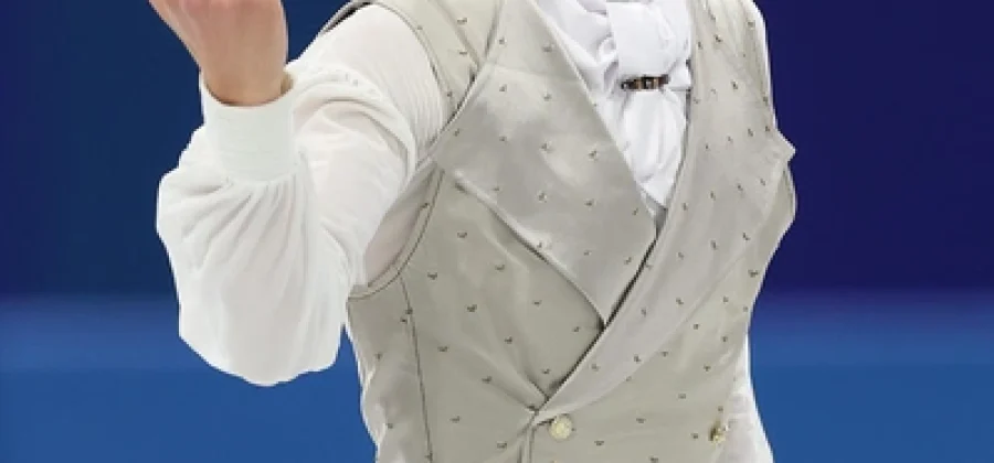 Петр Гуменник занял шестое место на Олимпиаде-2026 — ему аплодировали стоя