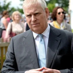 Принц Эндрю арестован по делу Эпштейна в день своего 66-летия