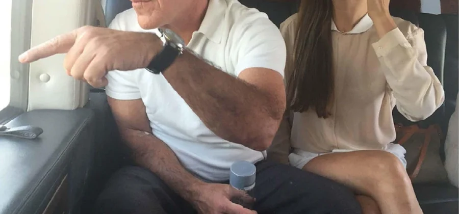 «Пришло время выйти из тени»: жертвы Джеффри Эпштейна впервые показали свои лица