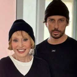 Пугачева присоединилась к помолодевшему Галкину* — и интернет не устоял