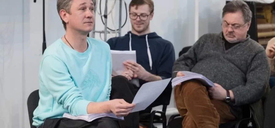 Шагин в роли Бендера. В «Ленкоме» готовят премьеру «Великий комбинатор»