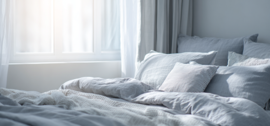 Спальня без стресса: какие фактуры работают на глубокий отдых