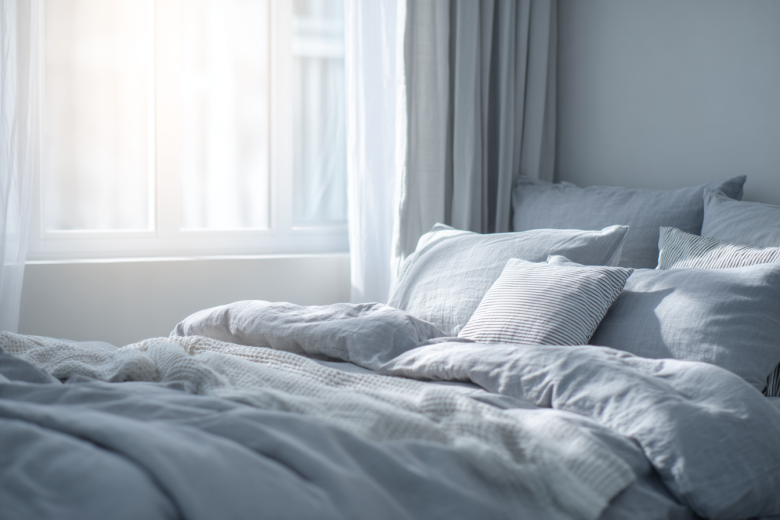 Спальня без стресса: какие фактуры работают на глубокий отдых