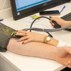 Врач раскрыл, когда комиссия может отказать в продлении больничного