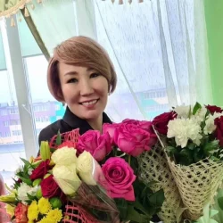 Директриса школы, которая на досуге тягает железо, выиграла турнир по бодибилдингу — 20 фото