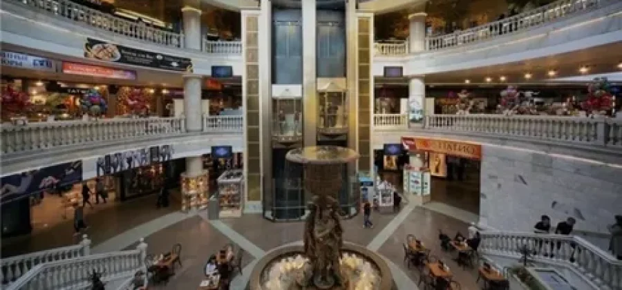 ТЦ Охотный Ряд в Москве: что посетить и как провести время с удовольствием