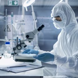 Иммунолог назвал главную опасность штамма «стратус»