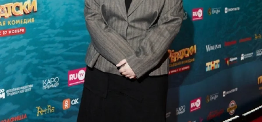 Искры летят: юмористка Варя Щербакова впервые вышла в свет со своим возлюбленным