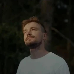 Как выглядит новый дом Александра Петрова, ради которого он переезжает в поселок миллионеров