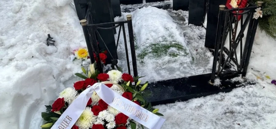 «Подарок для женщин» на 8 марта. Как сбылось пророчество семьи Миронова