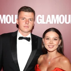 Пока бывший муж продает дом Лерчек за 225 млн, она сама живет с детьми у подруги