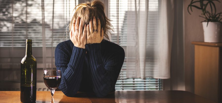 Психиатр предупредил о росте случаев алкогольного психоза