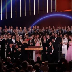 «Разговор со счастьем». Зацепин отметил юбилей за роялем на сцене Большого