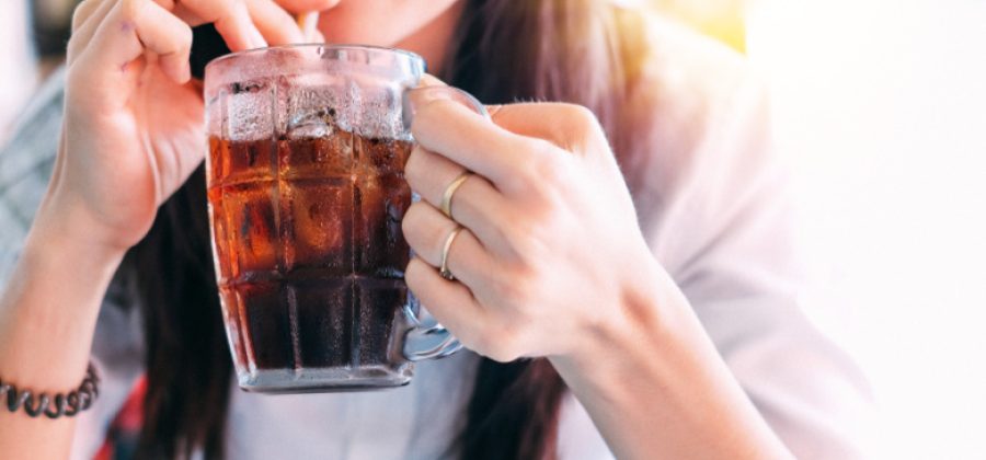 Терапевт раскрыла, какую страшную болезнь провоцирует пиво у женщин