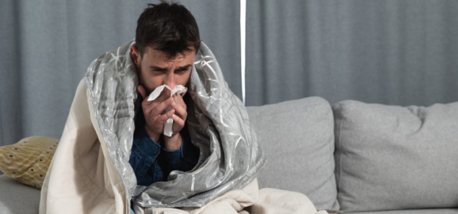 Терапевт рассказал, почему у мужчин тяжелее протекает ОРВИ