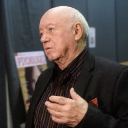 Третья жена на 56 лет моложе. 10 любопытных фактов о Борисе Мессерере