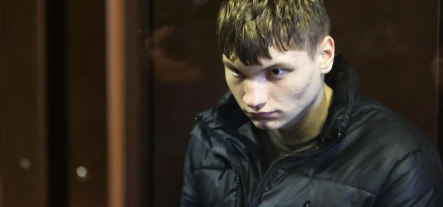 В деле футболиста, зарезавшего бизнесвумен на глазах дочери, появилась новая фигурантка — она задержана