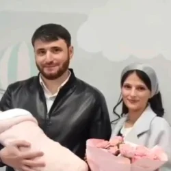 Врачи спасли экстремально маленькую новорожденную — «торопыжка» весила 495 граммов