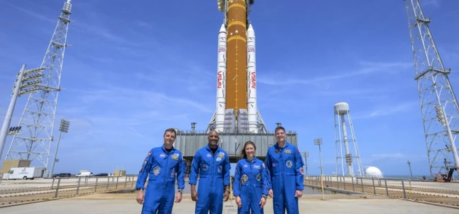 40 минут тишины: экипаж «Артемиды-2» останется один на один с обратной стороной Луны