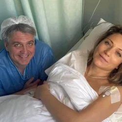 Актер Денис Матросов в пятый раз стал отцом — долгожданная дочь!