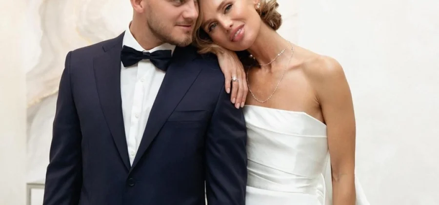 Алекса впервые о том, зачем раз за разом писала в соцсетях о несуществующем разводе с мужем