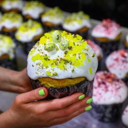 Диетолог дала советы, как сделать куличи более полезными