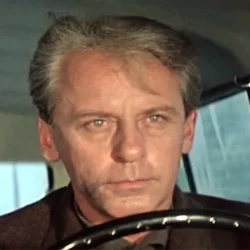 Две семьи и знаменитая дочь. Как сложилась жизнь актера Всеволода Сафонова