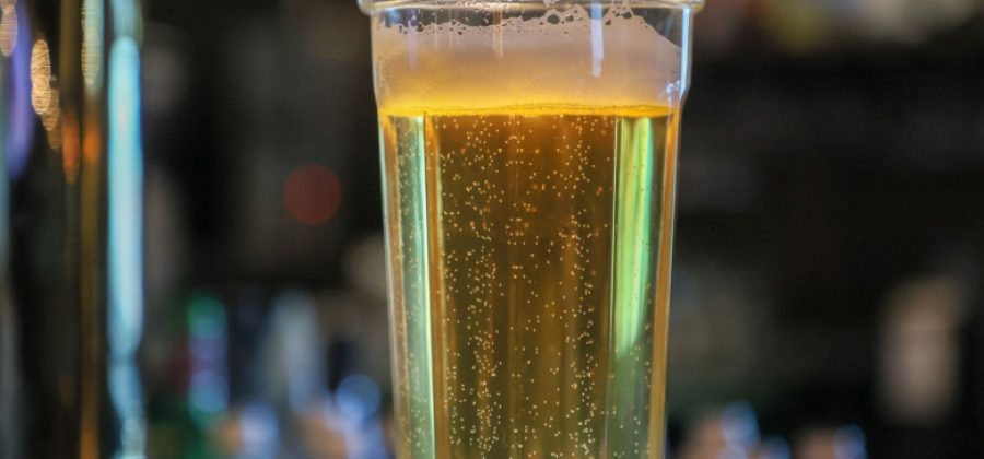 Гастроэнтеролог развеяла популярный миф о безалкогольном пиве