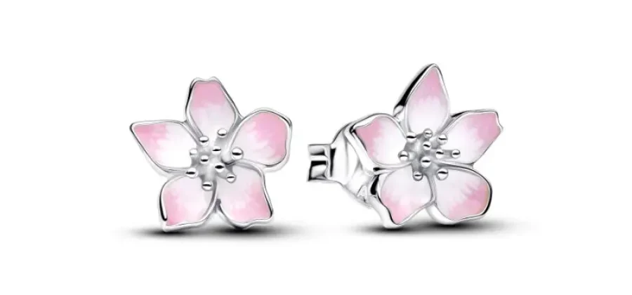 В этот День матери Pandora отмечает материнство во всех его проявлениях с помощью «Сада мечты»