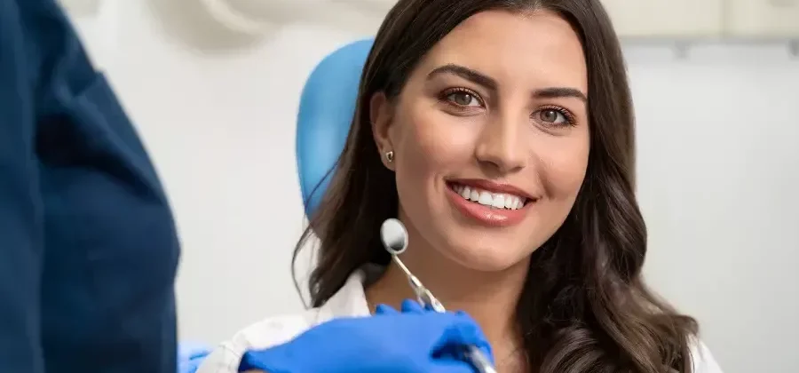 Лечение зубов на элайнерах: современный способ исправления прикуса