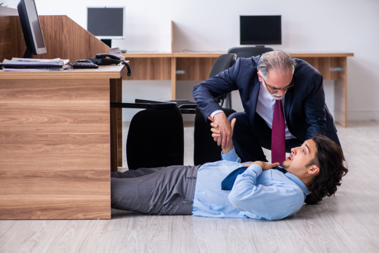 Инсульт: группы риска, признаки скорой беды, как спастись. Ликбез от врача