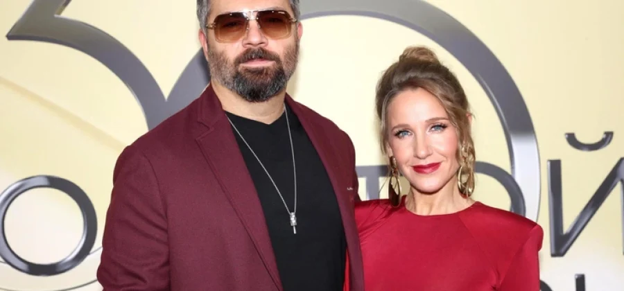 Юлия Ковальчук ответила, что думает про страстный танец Алексея Чумакова с поклонницей