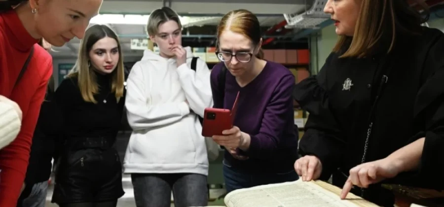 «Как пройти в библиотеку?» Афиша акции «Библионочь» в Москве на 19 апреля