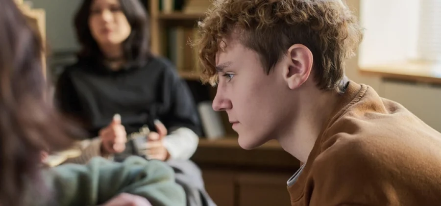 Как редактора Woman.ru обучали психологии по телефону (и к каким последствиям приводят курсы ментального здоровья)