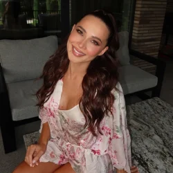 Нано-вакцина от рака продлила жизнь Заворотнюк на 5 лет, есть ли шанс на выздоровление у Лерчек?