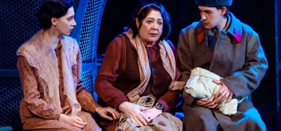 «Не плачь, мама». Обыкновенное чудо материнской любви показали на Покровке