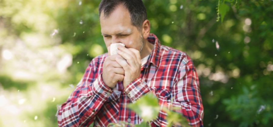 Неудачный чих «внутрь себя» обернулся для россиянина переломом гортани