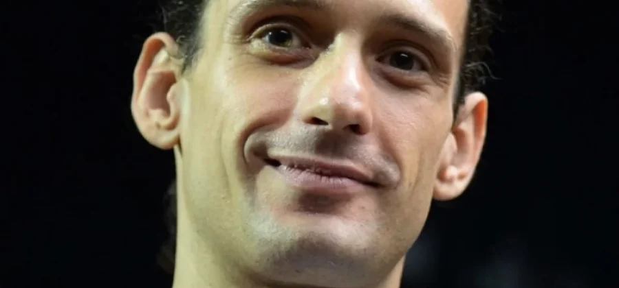 «Сделаем ДНК!» Сын Градского ответил на слухи об эксгумации тела отца