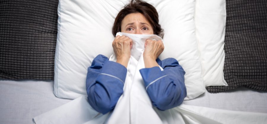 Сомнолог объяснил, о чем говорят частые ночные кошмары