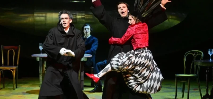 Соня из клана Ардовых играет Ахматову. В Москве появилась «Бродячая собака»