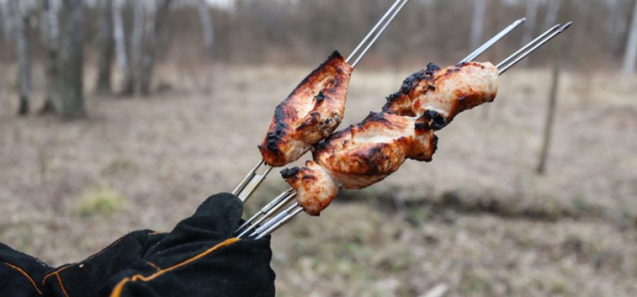 Терапевт предупредил о смертельной опасности шашлыков