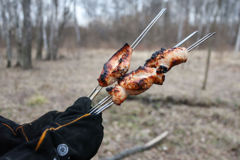 Терапевт предупредил о смертельной опасности шашлыков