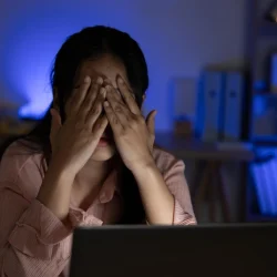 Жену бизнесмена Аллаярова нашли голой у подъезда дома: перед смертью она могла проводить ритуал?