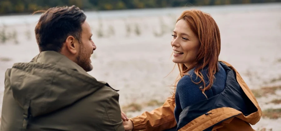 Знакомства по-русски: в приложениях появился статус «Ищу компанию на майские»