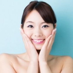 Как делать китайский точечный массаж для омоложения лица?