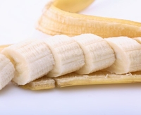 Банан с другими простыми компонентами может стать идеальным помощником в борьбе с морщинами