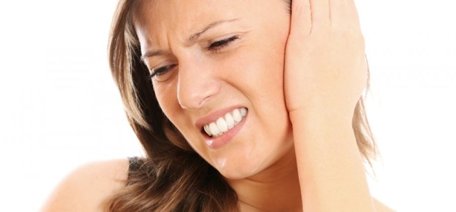 Что делать, если болит ухо внутри у взрослого?